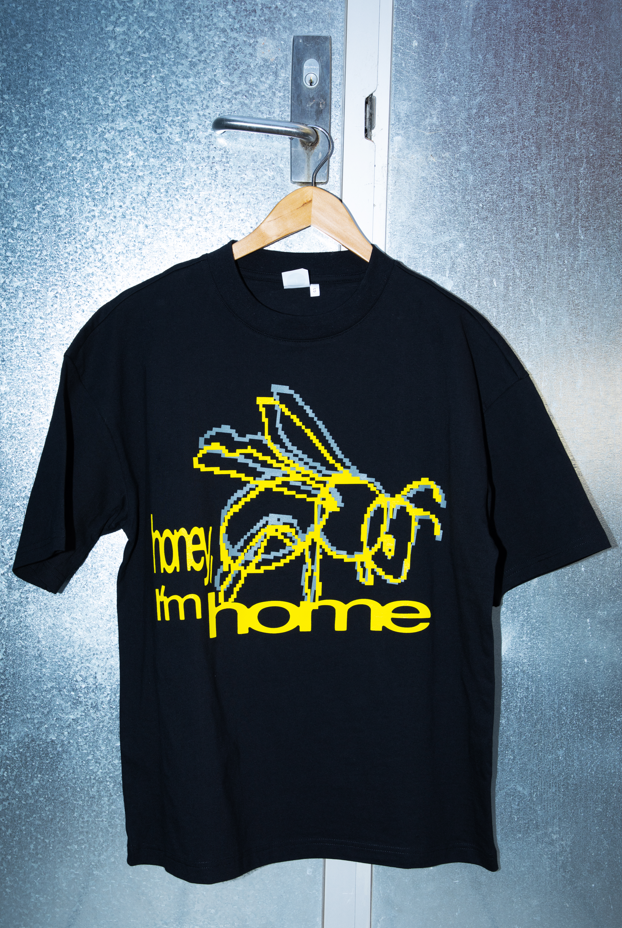 Honey I'm Home Tee